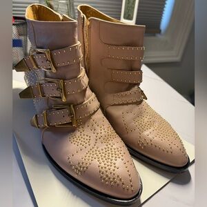 Chloe Pink Leather Heeled Boots